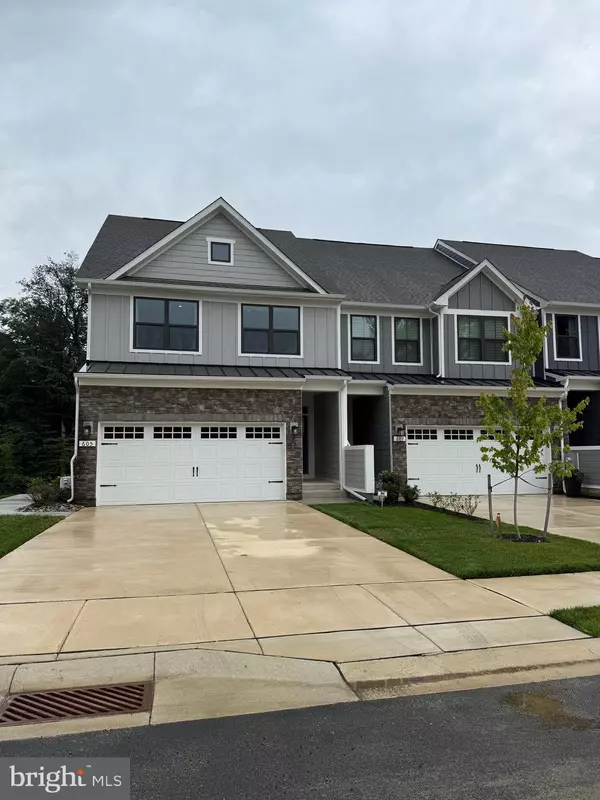 Wilmington, DE 19808,605 PHALEN CT