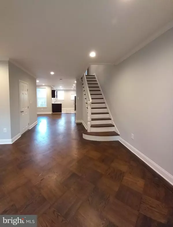 Philadelphia, PA 19120,6127 N FAIRHILL ST