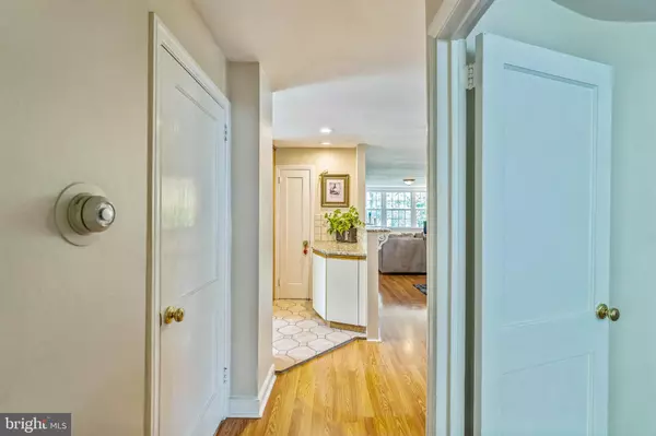 Jenkintown, PA 19046,316 SHELMIRE ST