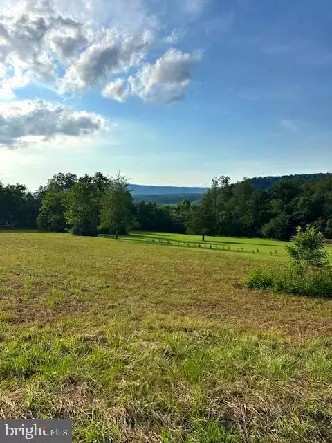 GOKEY RD, Great Cacapon, WV 25422