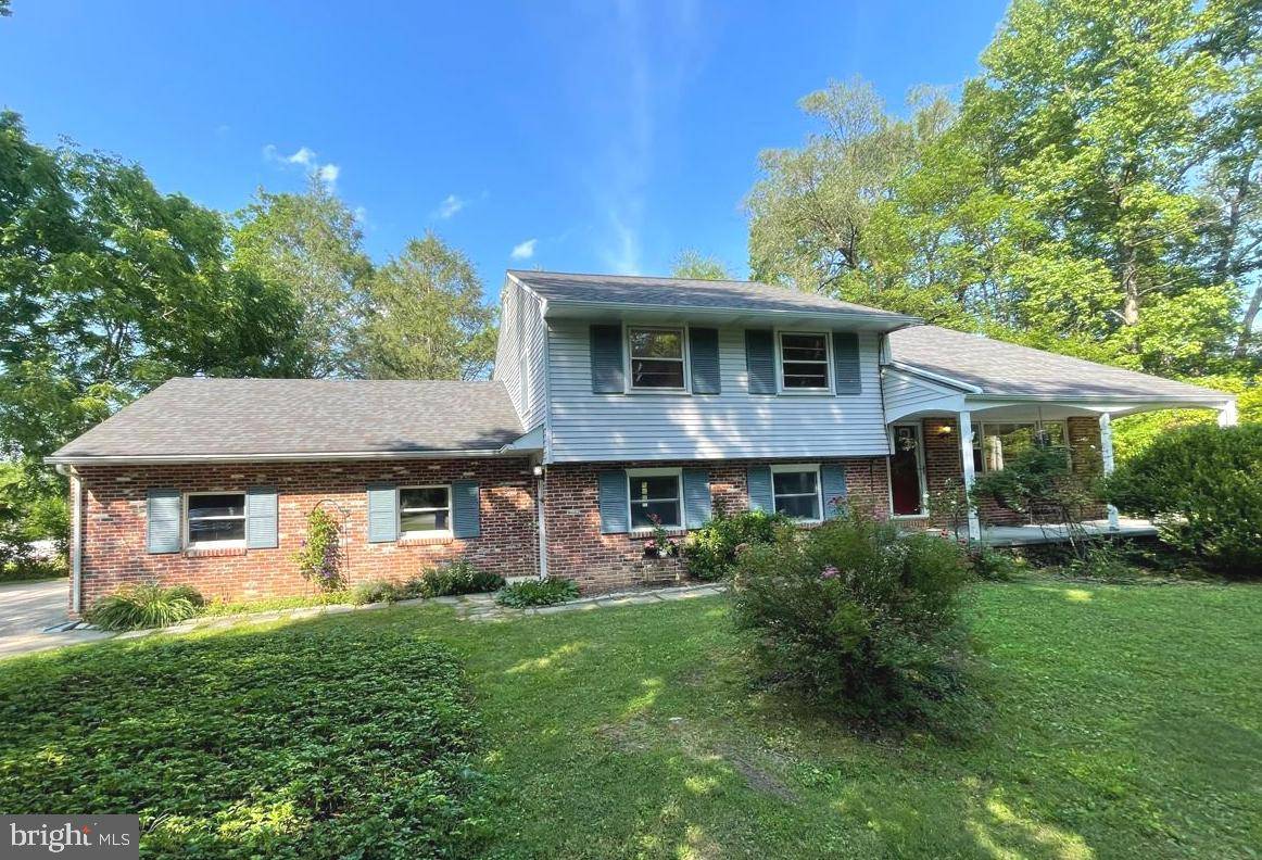 21 LONG LN, Malvern, PA 19355