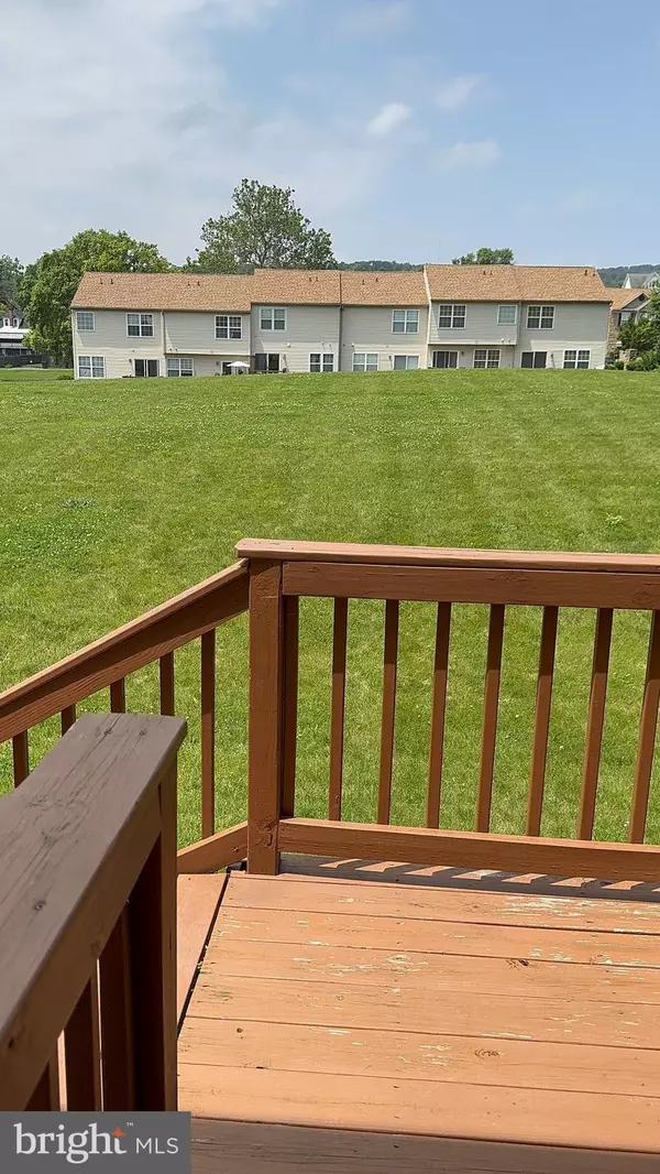 York, PA 17406,96 E BEAVER ST #96