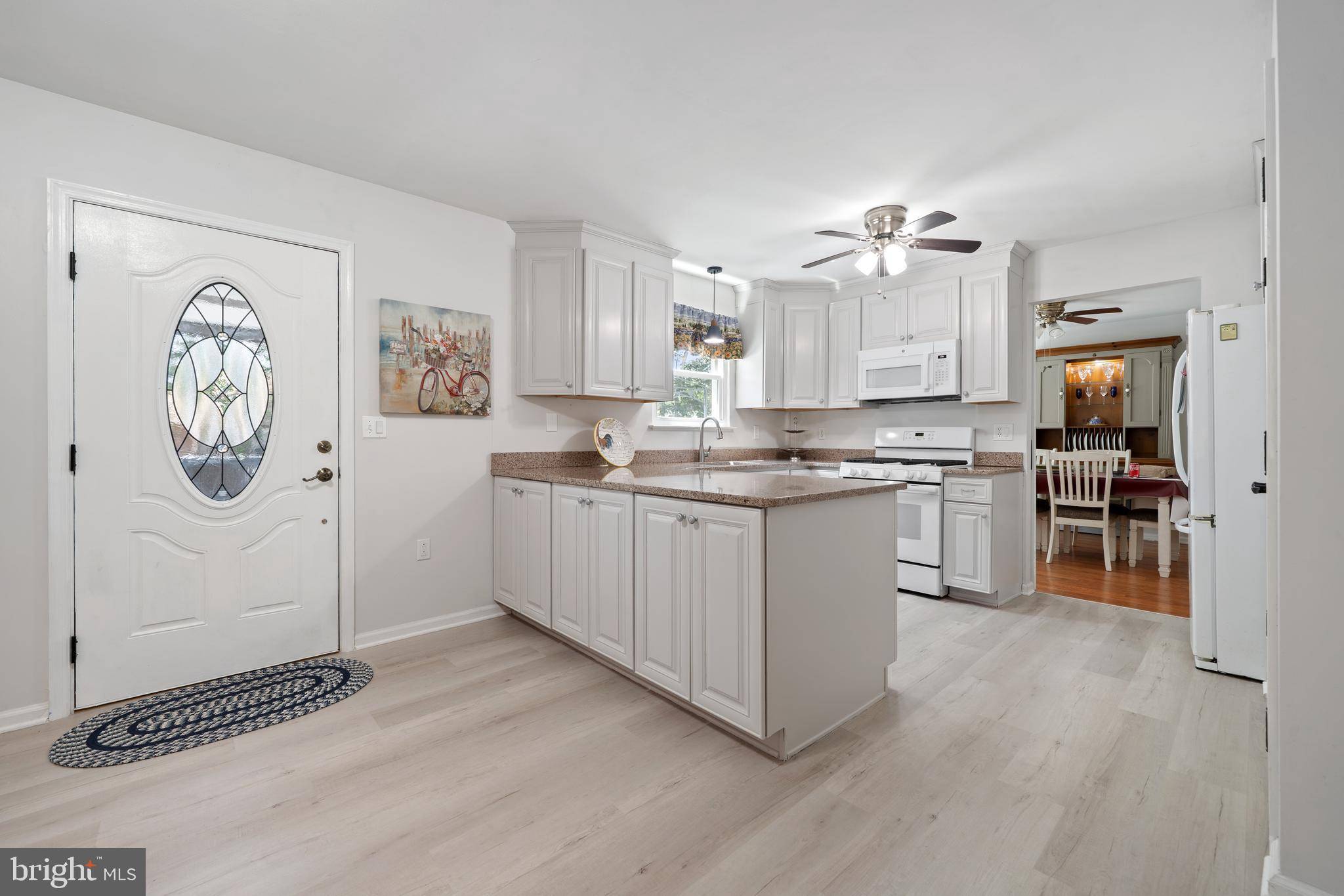 Manahawkin, NJ 08050,470 N NAUTILUS DR