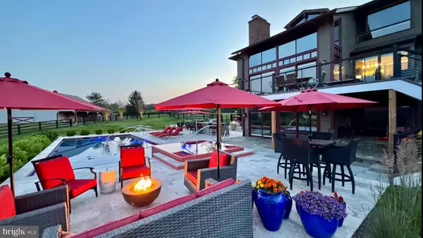 Waterford, VA 20197,15724 TRAPSHIRE CT