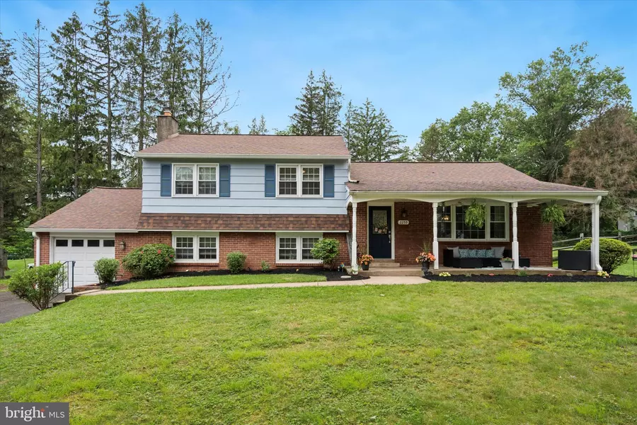 2259 OAKFIELD RD, Warrington, PA 18976