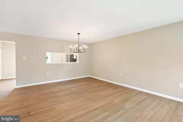 Manassas, VA 20109,7422 BARBADOS LN