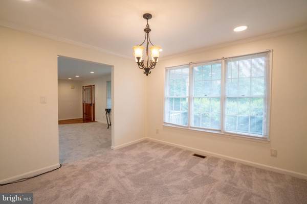 Brandywine, MD 20613,6904 BURCH HILL RD