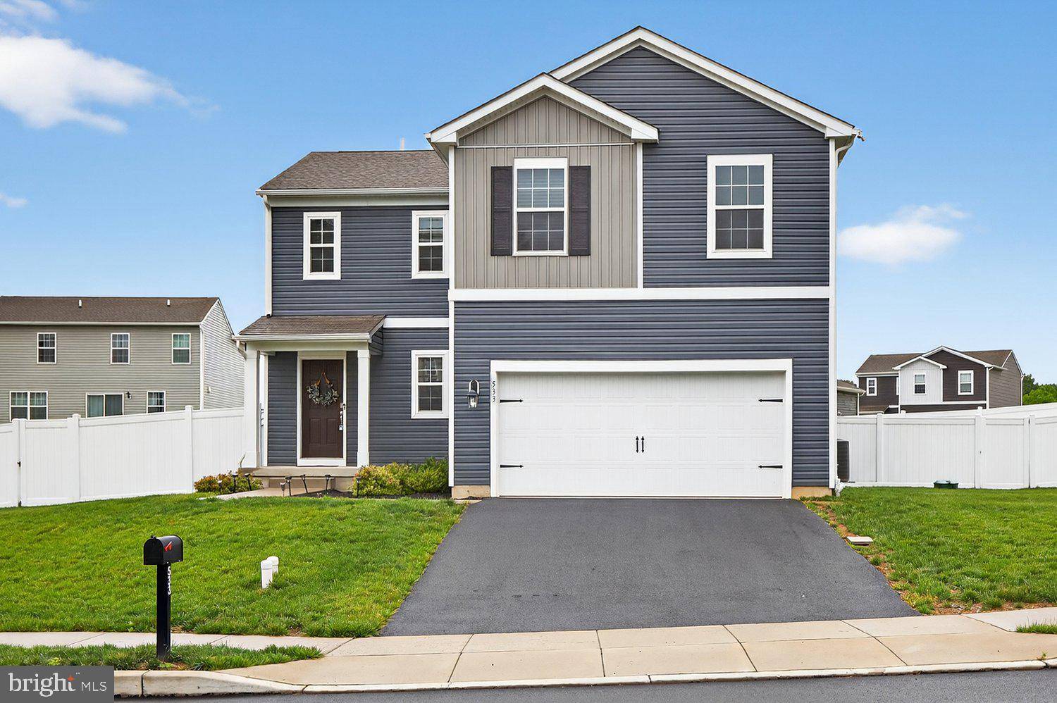533 E 4TH ST, Bernville, PA 19506