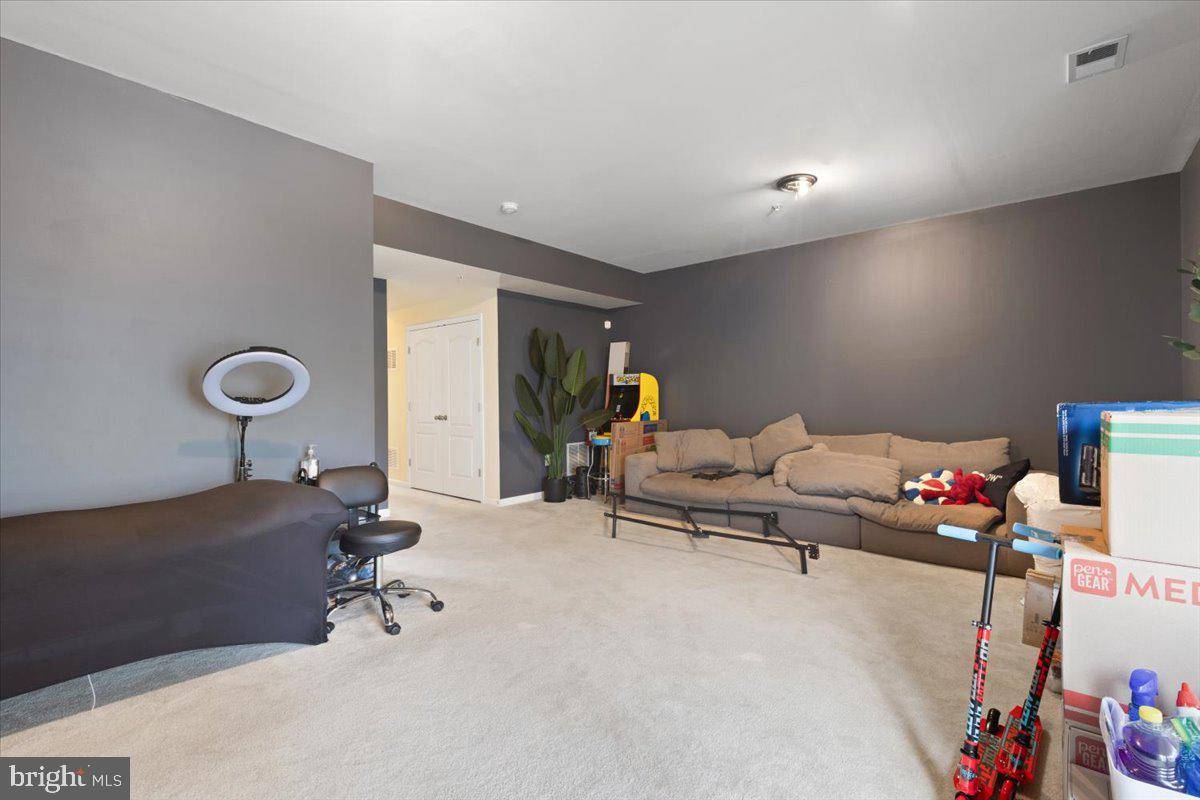 Waldorf, MD 20601,3448 FLAGSTONE ST