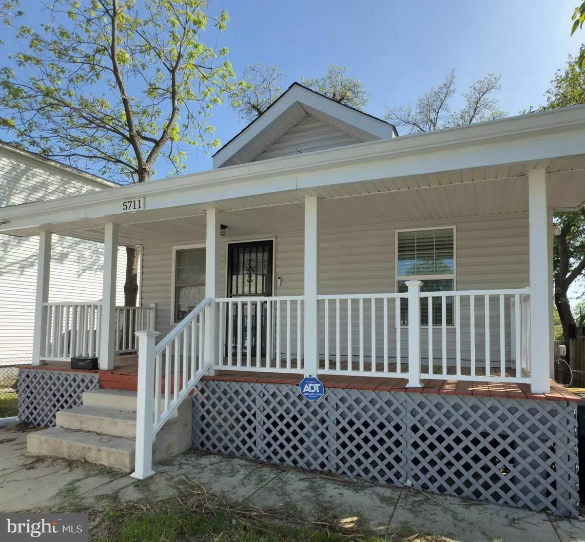 Fairmount Heights, MD 20743,5711 J STREET