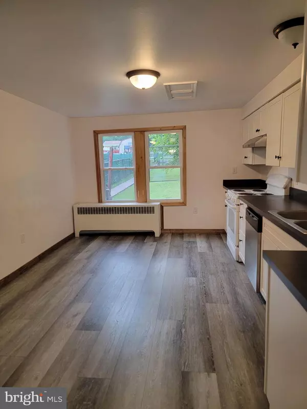 New Bloomfield, PA 17068,128 W MAIN ST