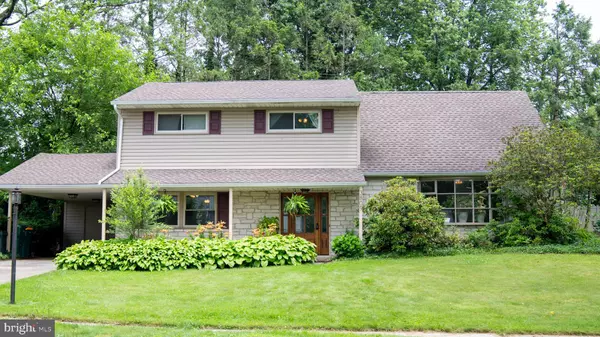3809 CARRIAGE HOUSE DR, Camp Hill, PA 17011