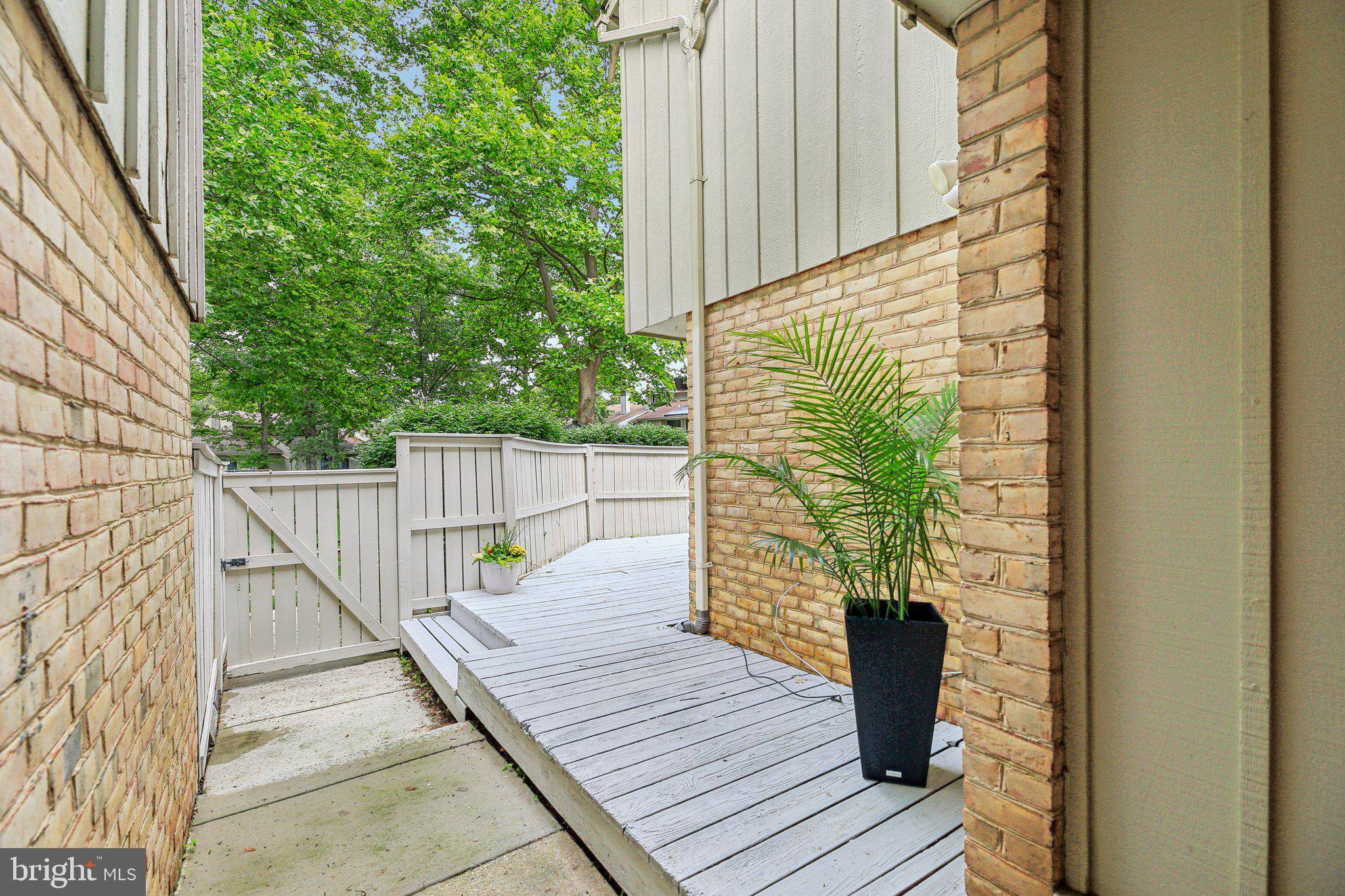 Columbia, MD 21044,10970 TROTTING RIDGE WAY #10