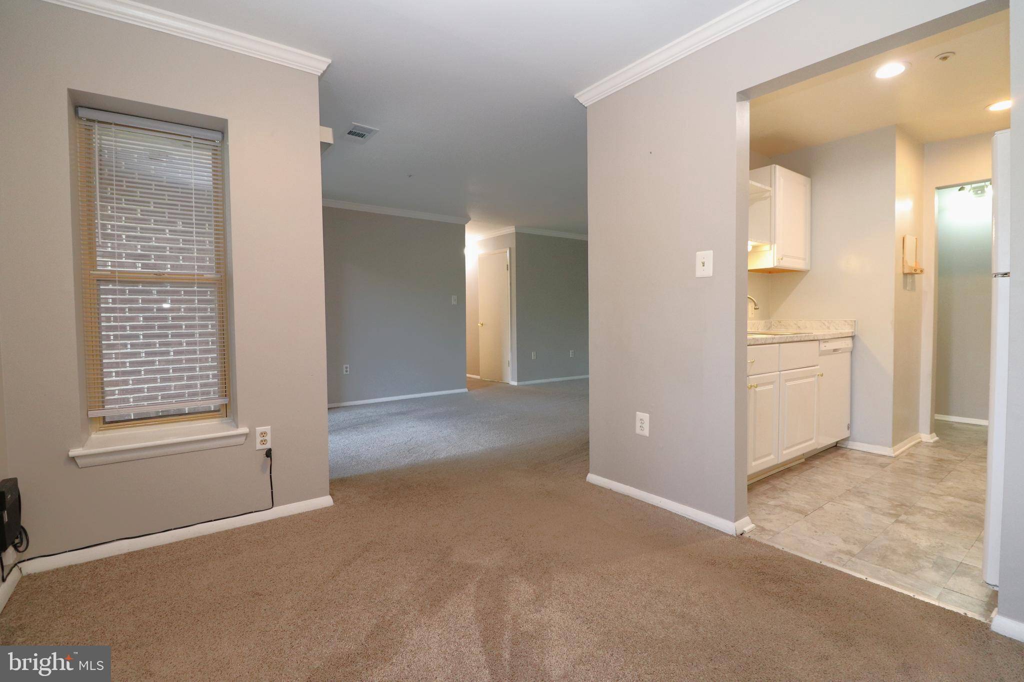 Gaithersburg, MD 20879,7804 GUILDBERRY CT #201