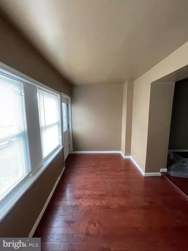 Philadelphia, PA 19142,6438 BUIST AVE