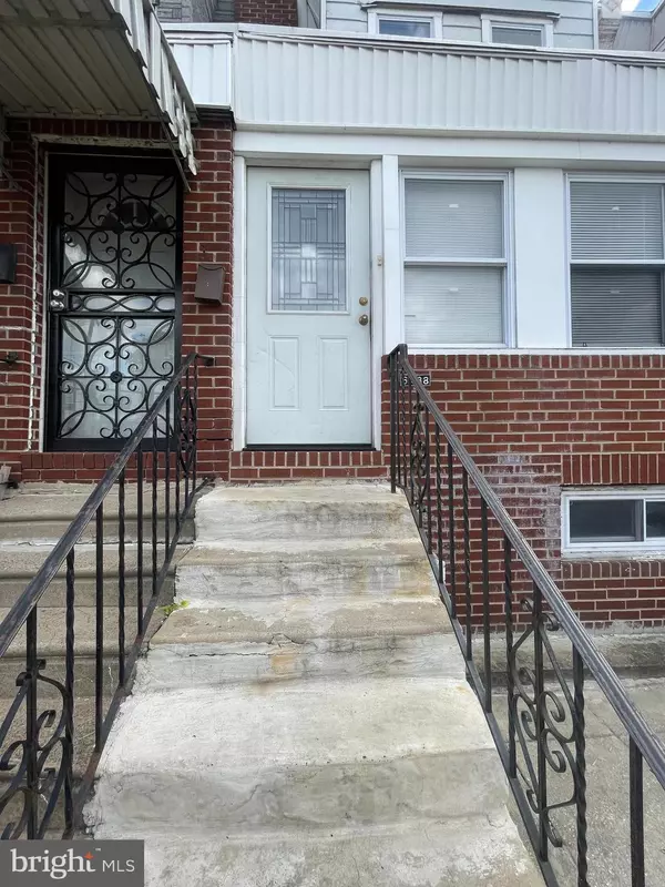 Philadelphia, PA 19142,6438 BUIST AVE