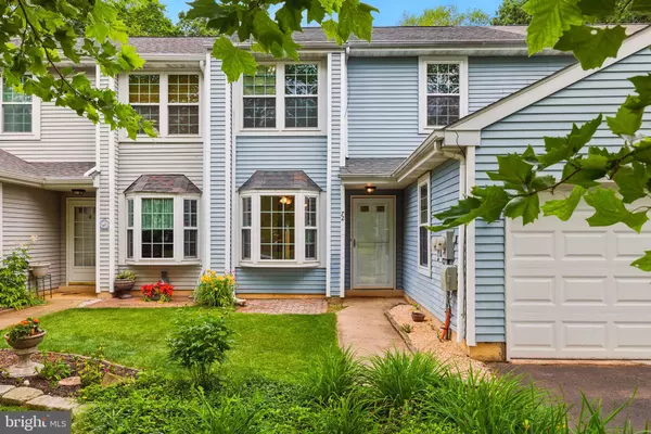 72 CAROUSEL CIR,  Doylestown,  PA 18901