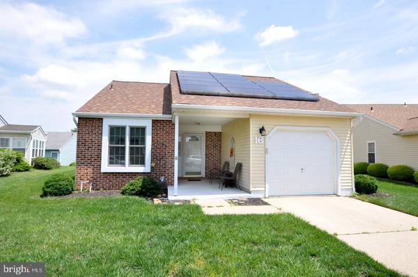 16 ADNER DR, Mount Laurel, NJ 08054