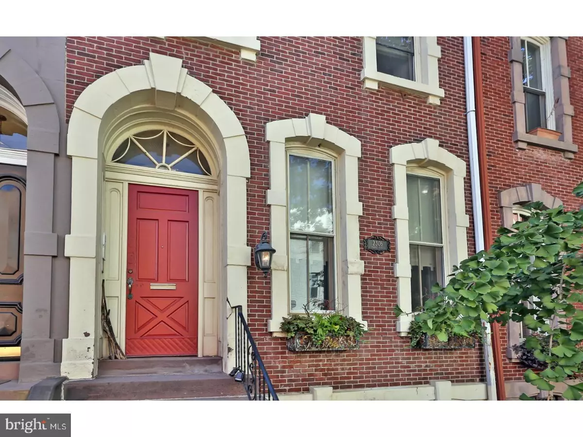 Philadelphia, PA 19103,2306 SPRUCE ST #100
