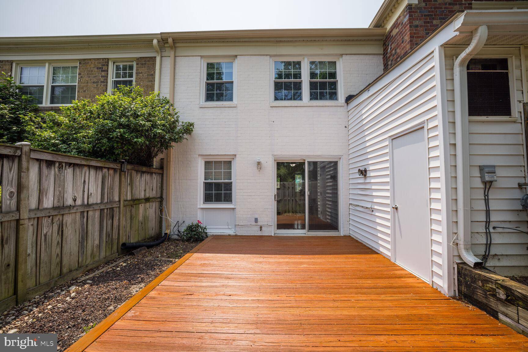Rockville, MD 20850,505 AZALEA DR #37-505