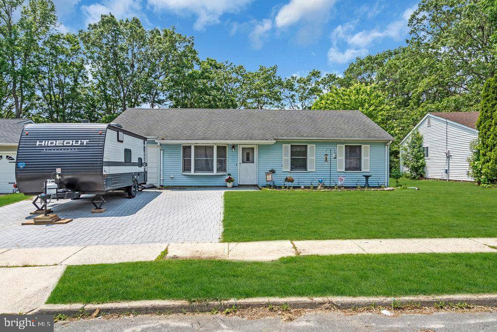 Barnegat, NJ 08005,5 MIDSHIP DR