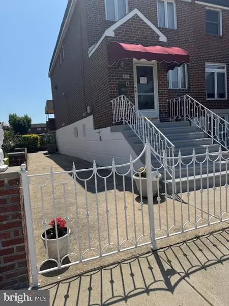 3329 S 20TH ST, Philadelphia, PA 19145