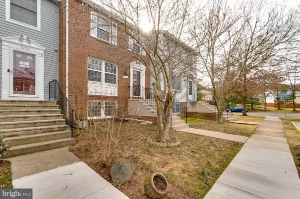 Alexandria, VA 22315,5241 PLEASURE COVE CT