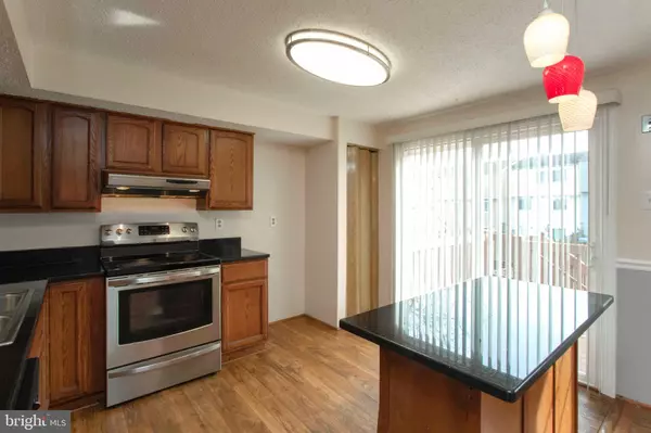 Alexandria, VA 22315,5241 PLEASURE COVE CT