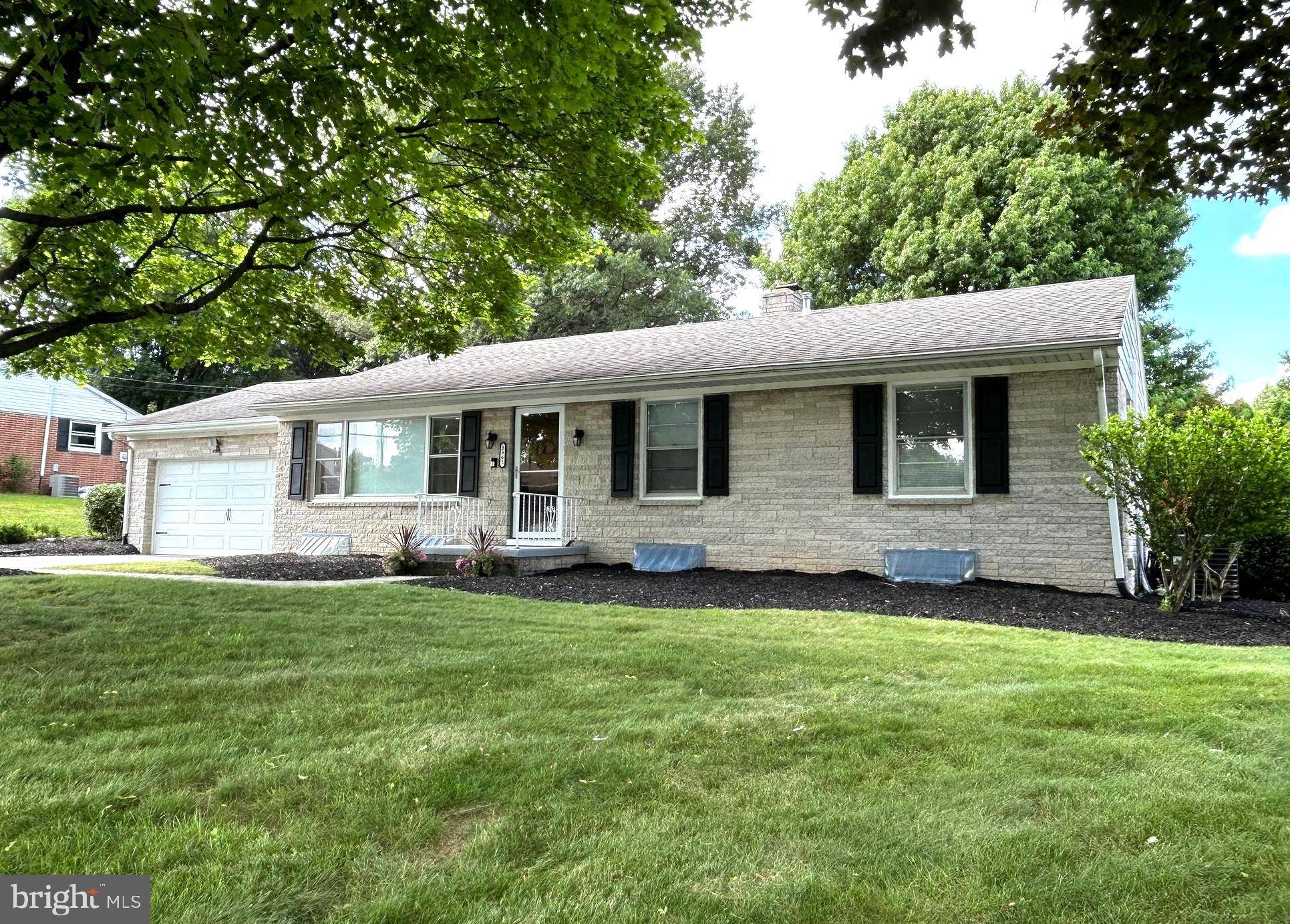 2965 E PROSPECT RD, York, PA 17402