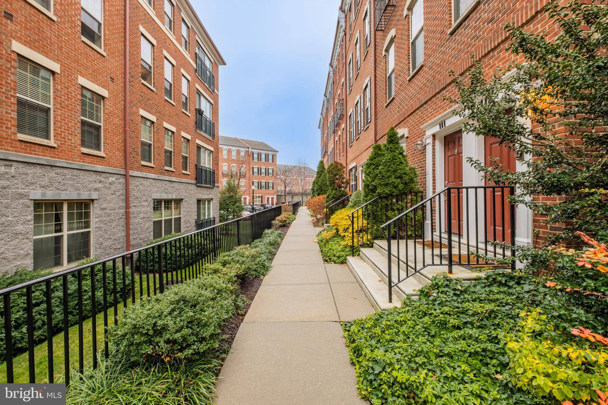 Philadelphia, PA 19146,111 COMMODORE CT