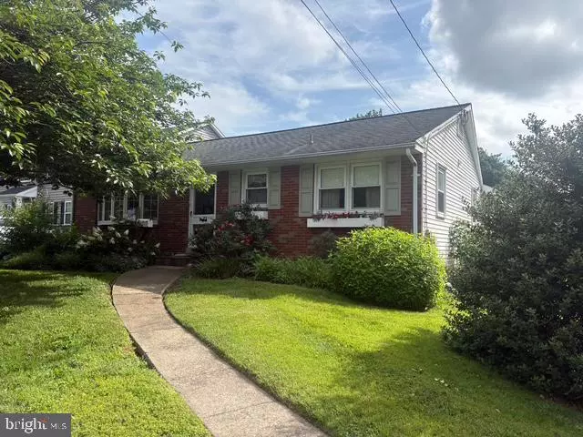 Penndel, PA 19047,547 HULMEVILLE AVE