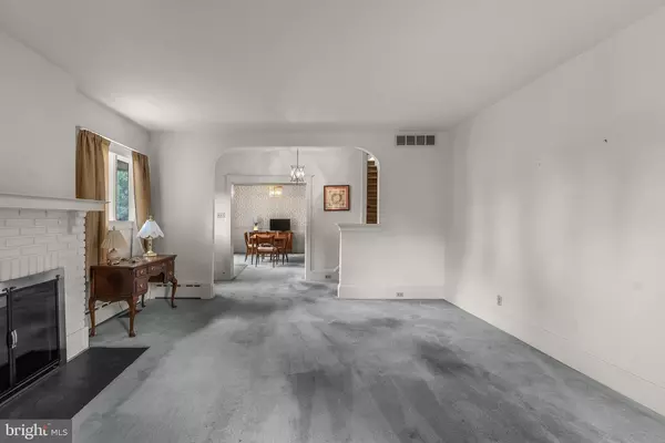 Jenkintown, PA 19046,502 ELM AVE