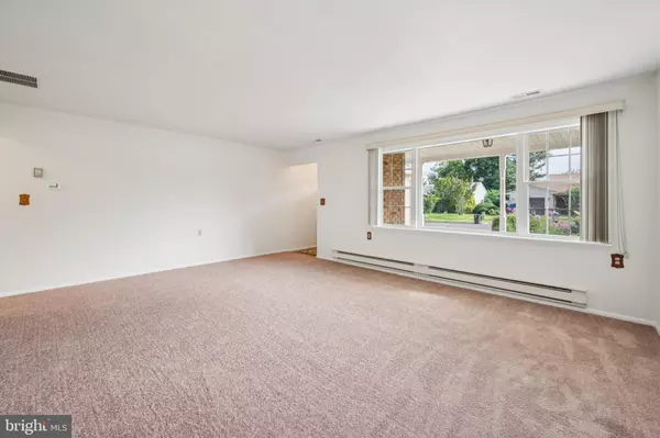 Southampton, NJ 08088,23 DORCHESTER DR