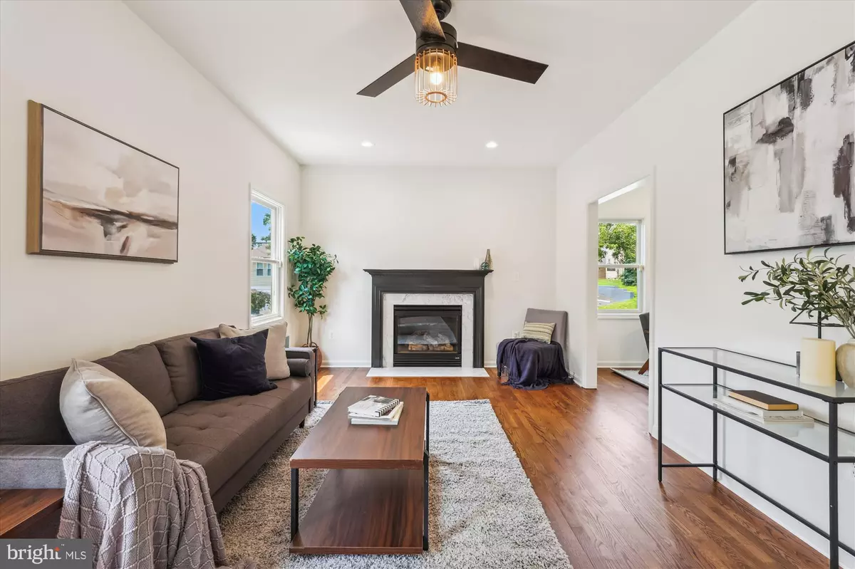 Arlington, VA 22207,2142 N DINWIDDIE ST