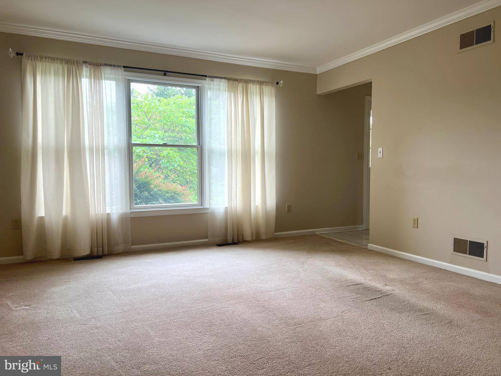 Enola, PA 17025,28 WILLOW WAY DR