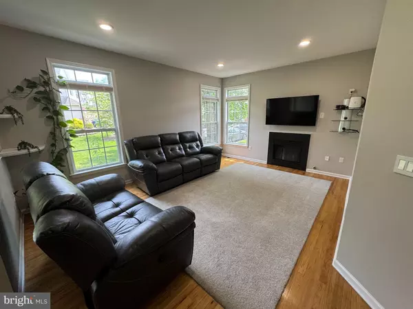 East Windsor, NJ 08520,73 SHELLEY CIR