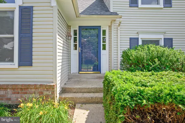 Burke, VA 22015,5261 DUNLEIGH DR