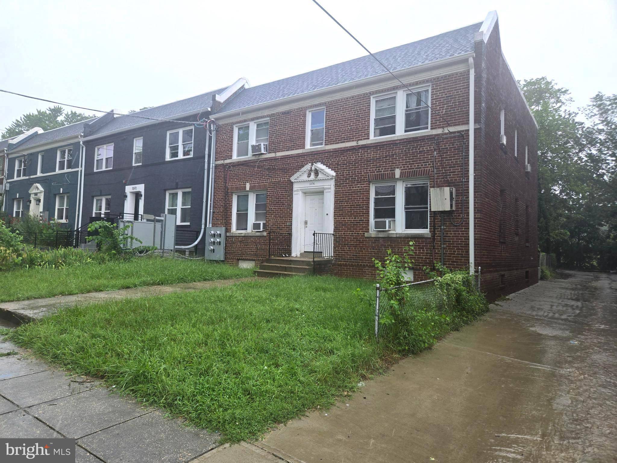 1376 BRYANT ST NE, Washington, DC 20018