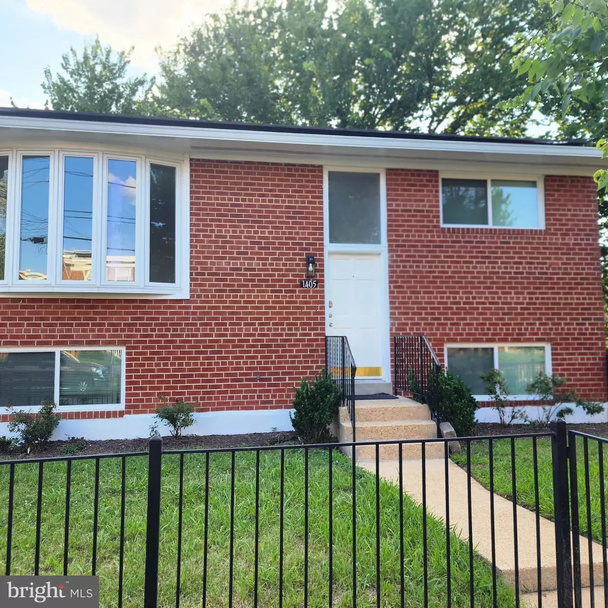 Washington, DC 20020,1405 42ND ST SE