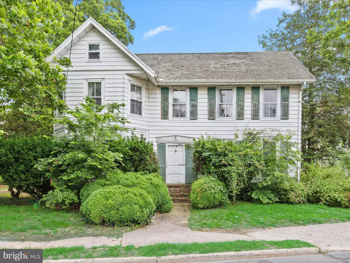 Laurel, DE 19956,140 DELAWARE AVE