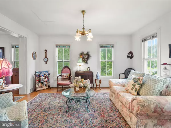 Laurel, DE 19956,140 DELAWARE AVE