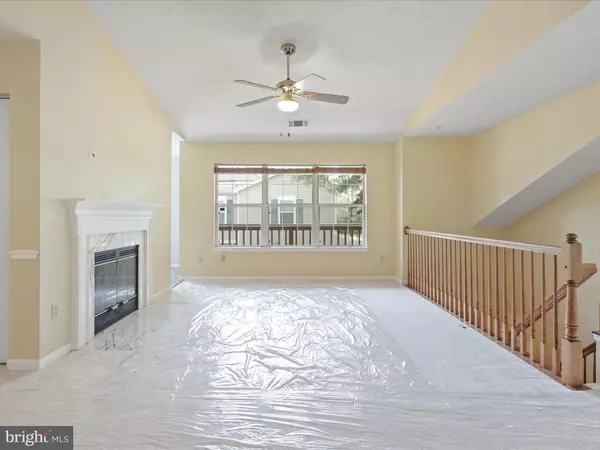 Bowie, MD 20720,4514 RUNNING DEER WAY #390A