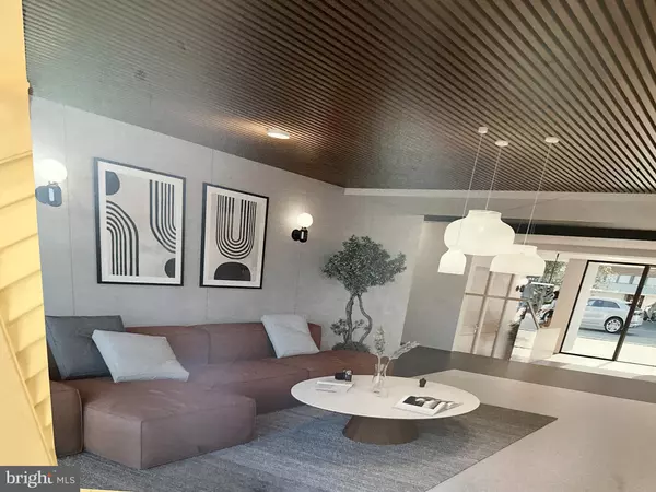 Washington, DC 20037,950 25TH ST NW #811N