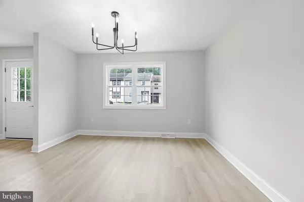 Newark, DE 19702,1806 LOWLAND WAY