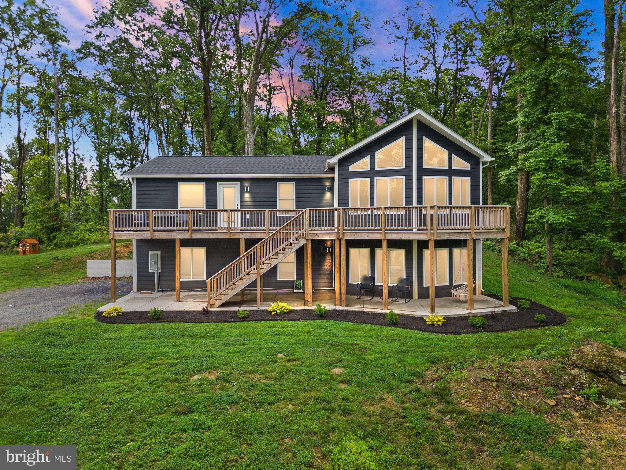 2554 HIGH TOP RD, Linden, VA 22642