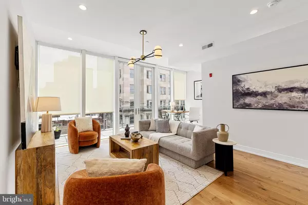 262 S 16TH ST #7, Philadelphia, PA 19102