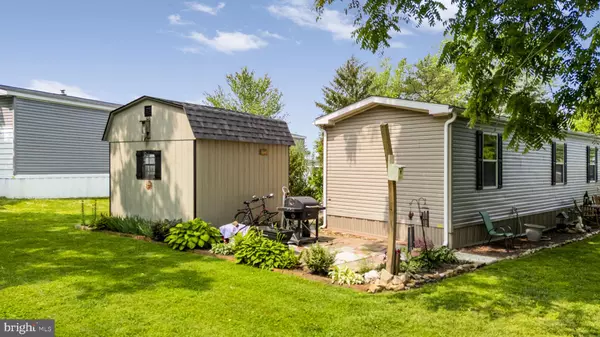 Gap, PA 17527,799 WILLOW LN