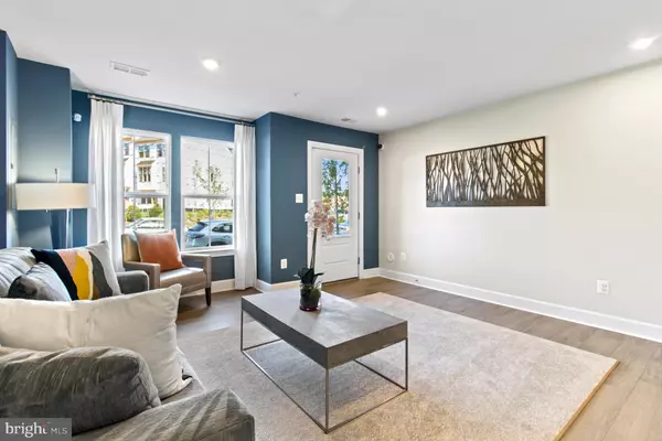 Hyattsville, MD 20782,6061 BEAKE ST