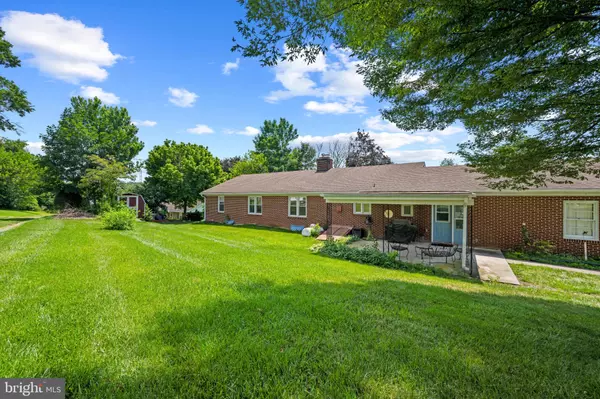 296 LAMBERT AVE, New Windsor, MD 21776