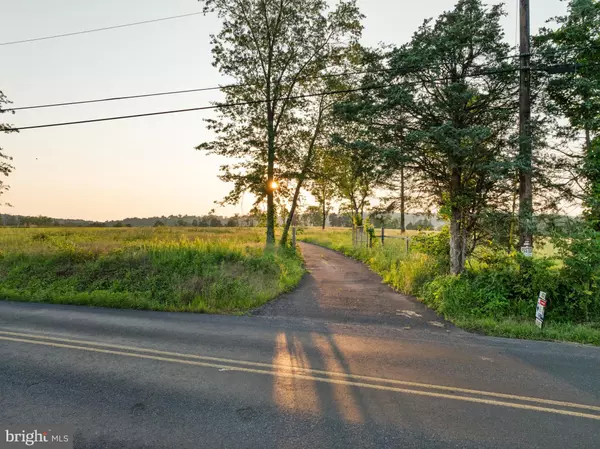 East Greenville, PA 18041,3001 SCHWOYER RD